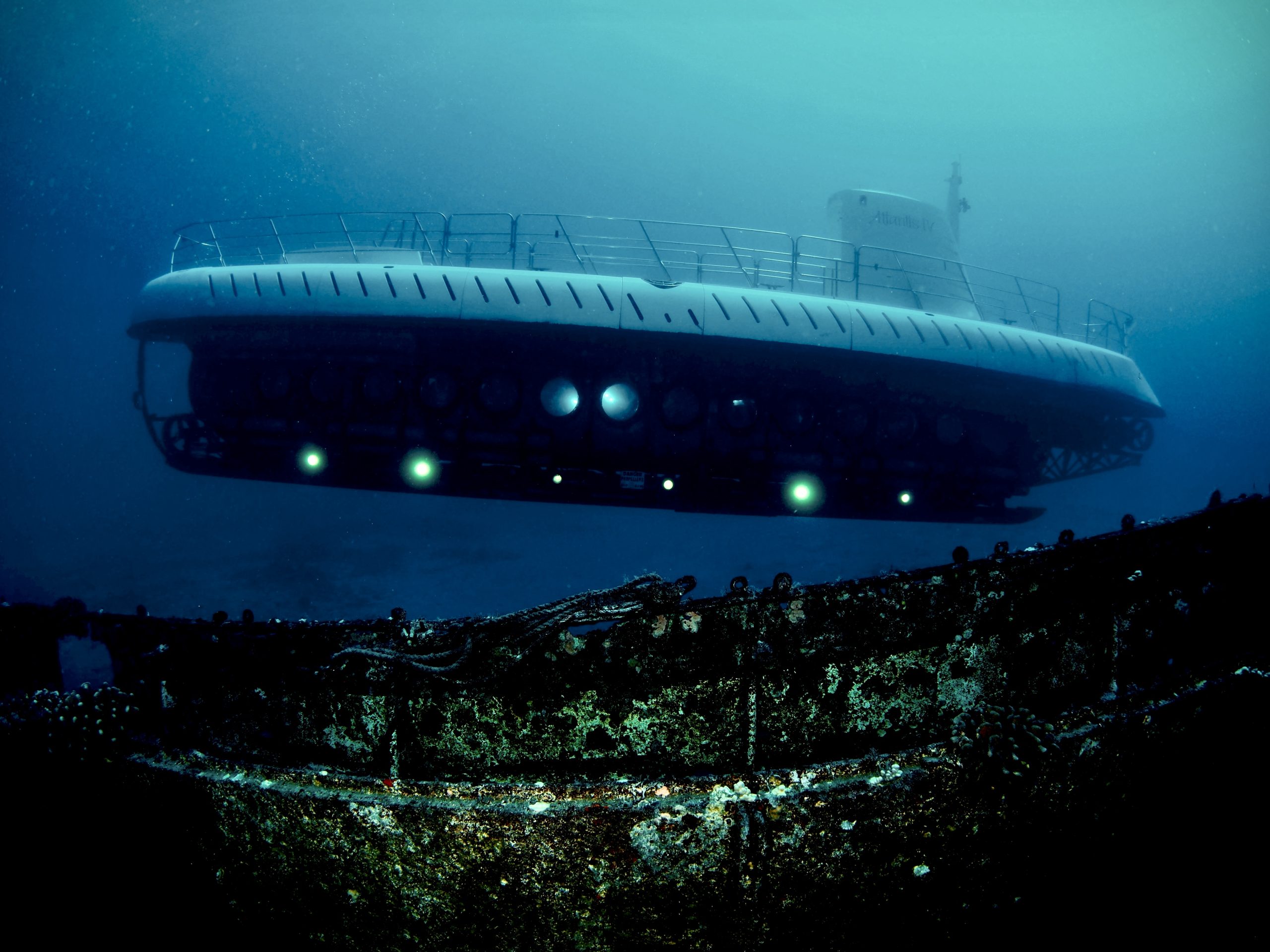 Maui Hawaii Scuba, Atlantis Submarine