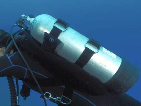 Diving with the DGX Gears S1 Single Tank Wing