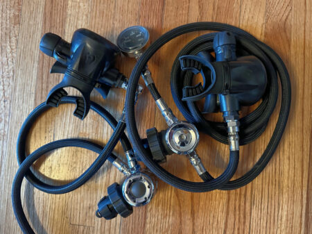 Most Reliable Scuba Regulator: Hollis DC3