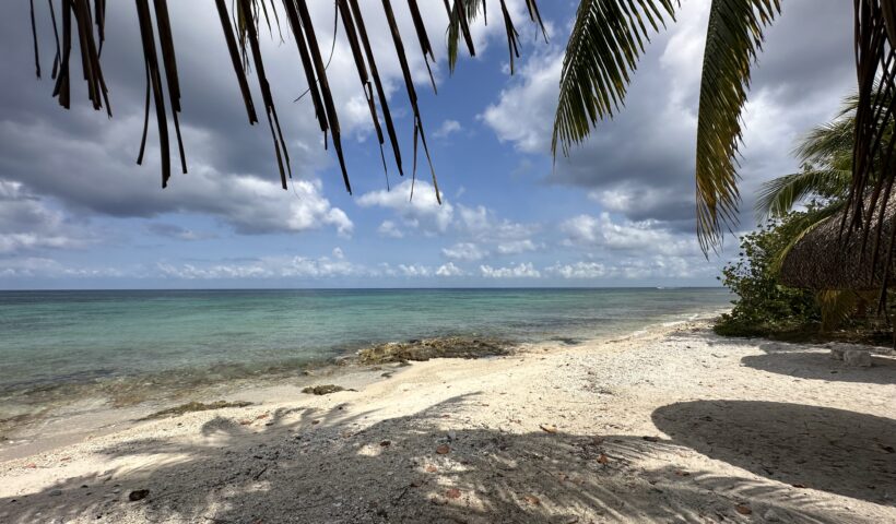 The beach at Villa Las Uvas