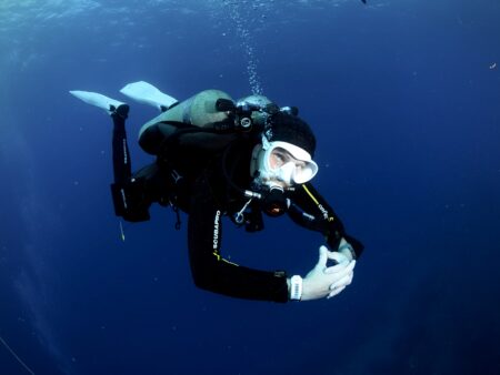 Technical diving doubles vs CCR vs side mount scuba.